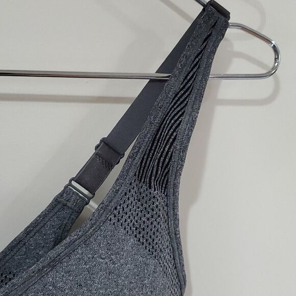 Puma gray sports bra - Picture 2 of 5